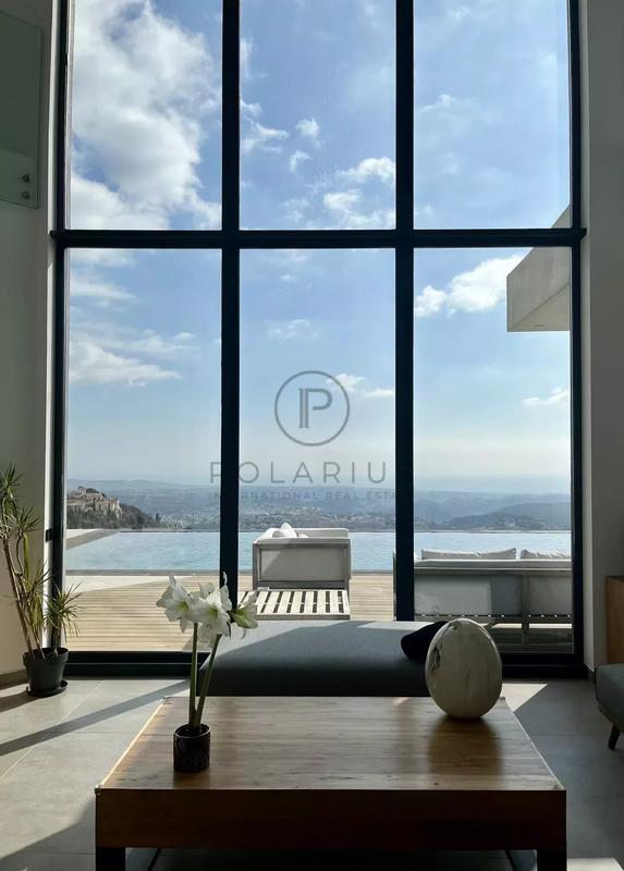 Villa - 445 m² - 7 pièces