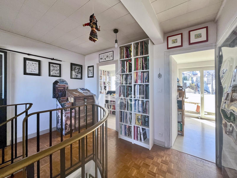 Appartement - 115 m² - 5 pièces