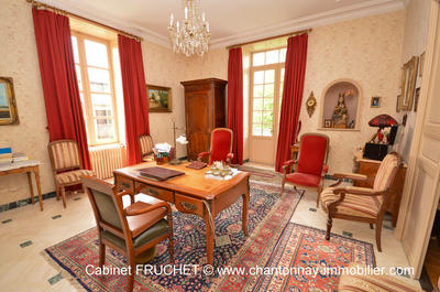 Maison - 420 m² - 13 pièces