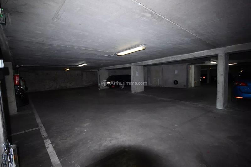 Parking / Garage - 12 m²