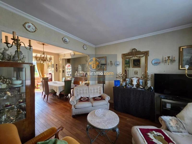 Maison - 122 m² - 6 pièces