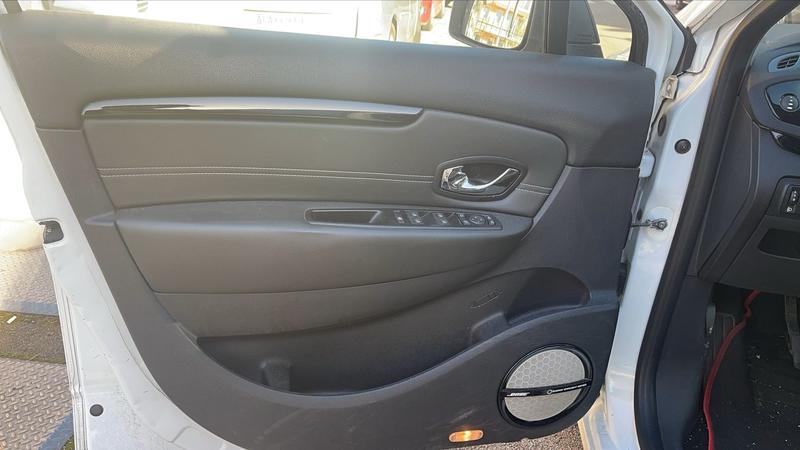 Renault Scénic III 1.5 dCi 110 Energy Bose