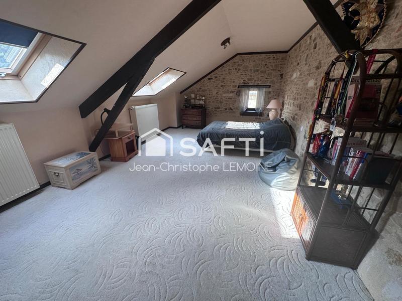 Maison - 283 m² - 10 pièces