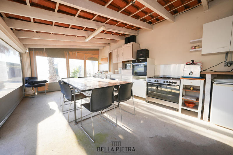 Maison - 203 m² - 7 pièces