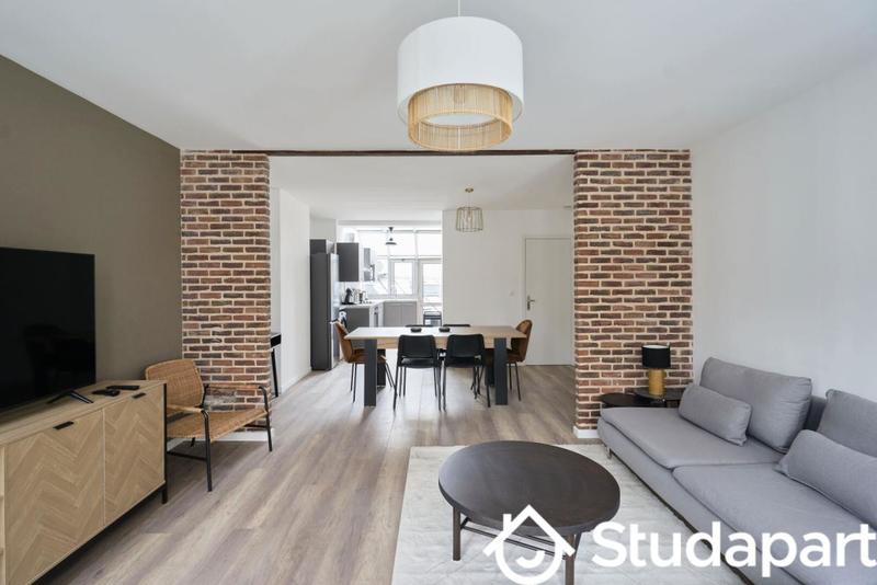 Chambre - 11 m² - 1 pièce