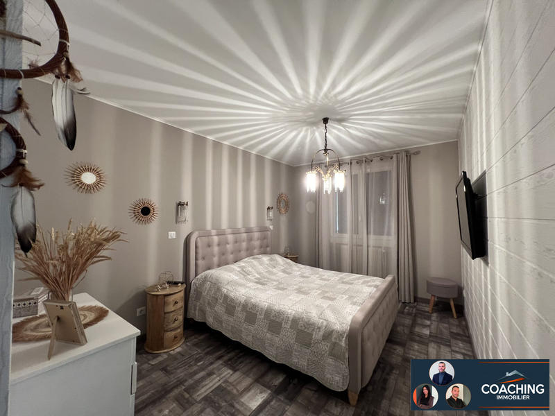 Maison - 179 m² - 7 pièces