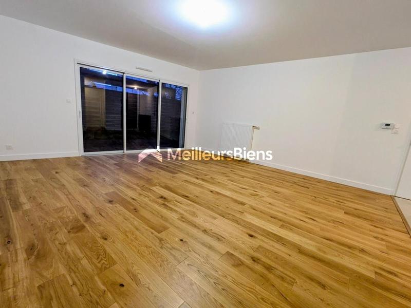 Appartement ancien - 71 m² - 3 pièces