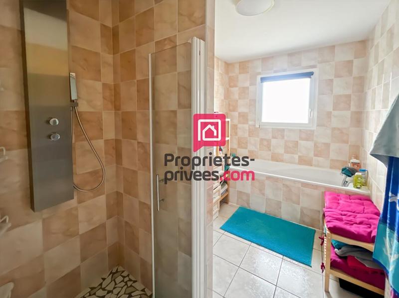 Maison - 104 m² - 6 pièces