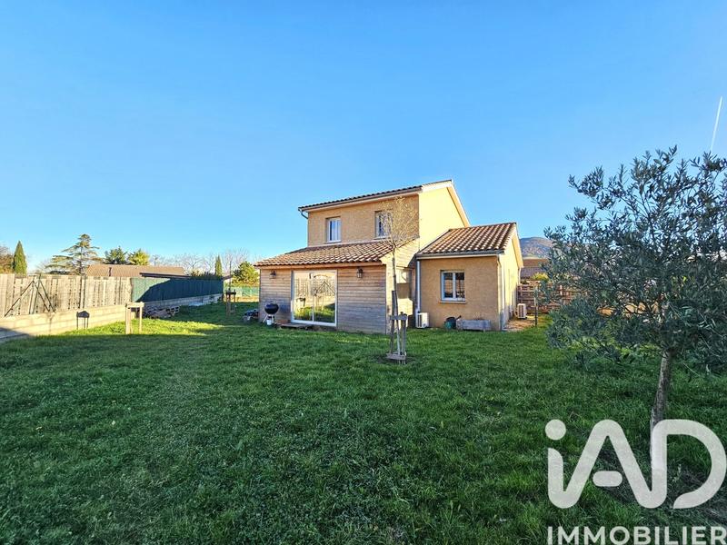 Maison - 114 m² - 5 pièces