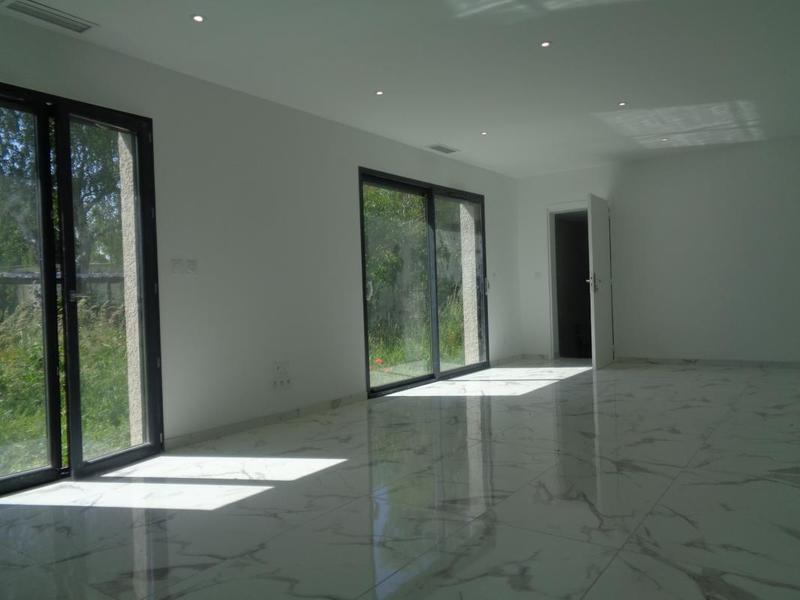 Maison - 98 m² - 4 pièces