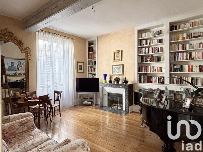 Maison - 286 m² - 11 pièces