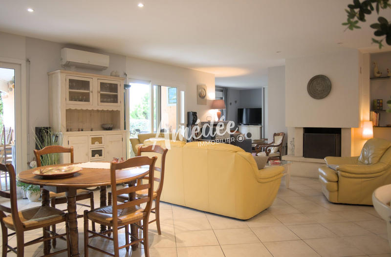 Villa - 152 m² - 6 pièces