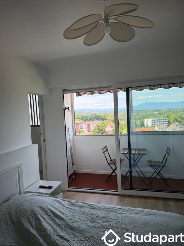 Chambre - 15 m² - 1 pièce