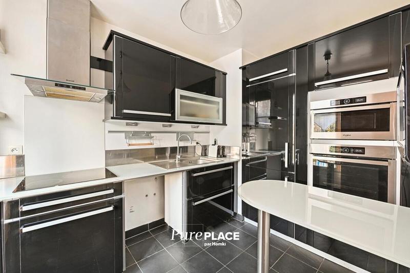 Appartement - 82 m² - 4 pièces