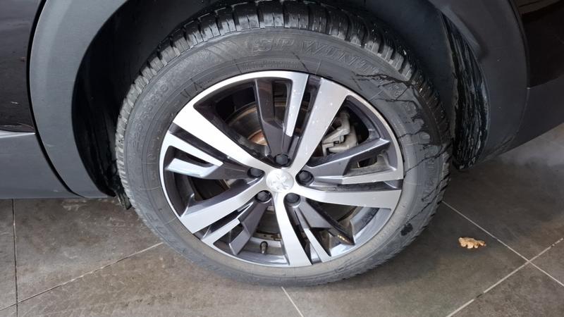 Peugeot 3008 II BlueHDi 130 s&amp;S Eat8 Allure Business