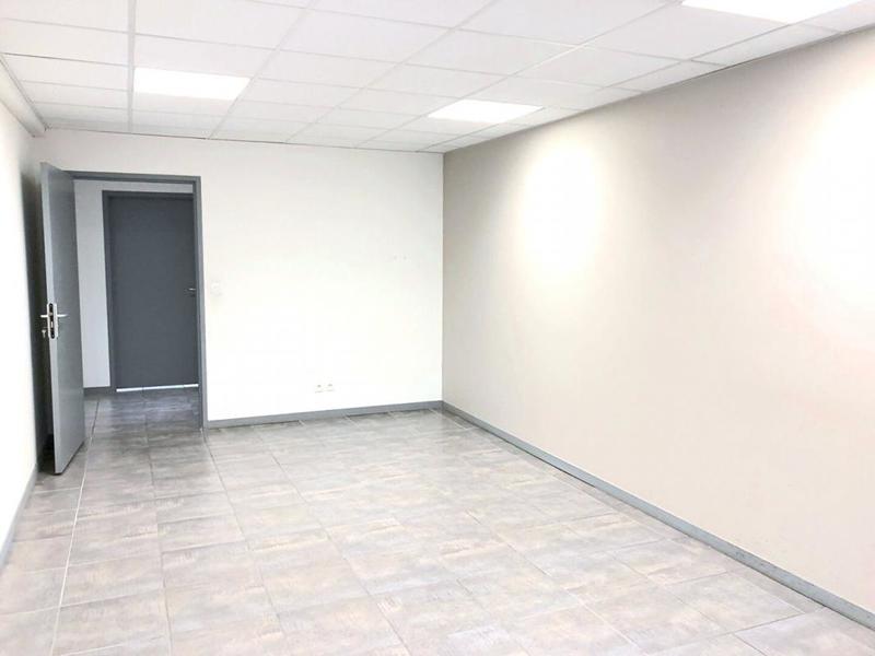 Bureau - 286 m² - 9 pièces