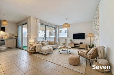 Appartement - 77 m² - 4 pièces