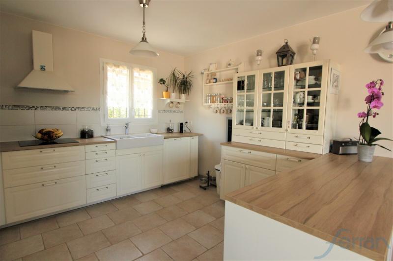 Villa - 240 m² - 9 pièces