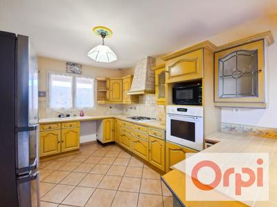 Maison - 108 m² - 4 pièces