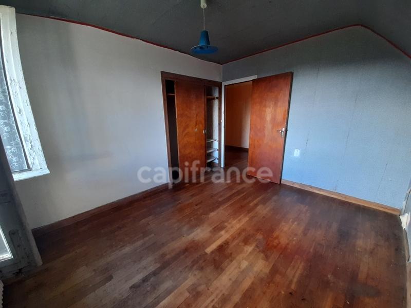 Maison - 121 m² - 5 pièces