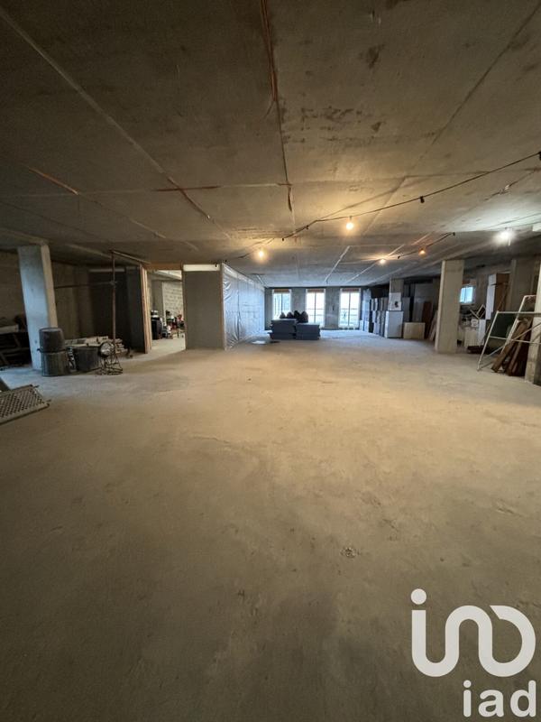 Immeuble - 1 600 m²