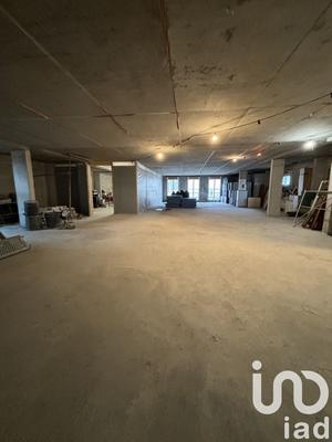 Immeuble - 1 600 m²