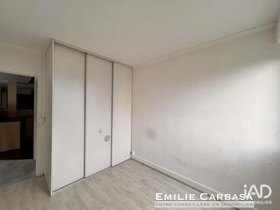 Appartement - 81 m² - 5 pièces