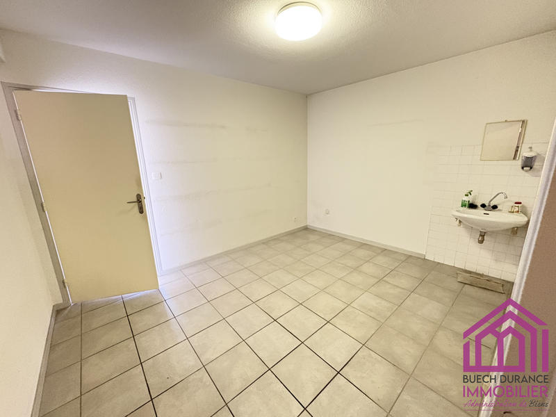 Bureau - 149 m² - 7 pièces