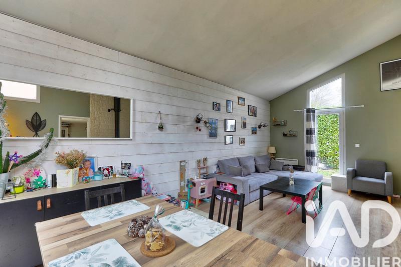 Maison - 96 m² - 5 pièces