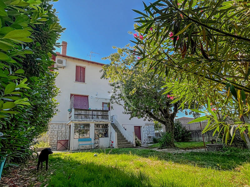 Maison - 175 m² - 6 pièces