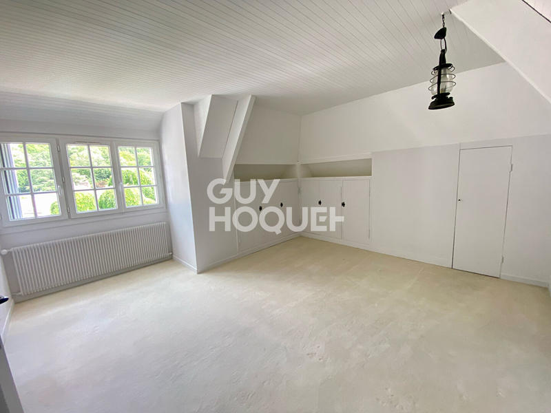 Maison - 171 m² - 8 pièces