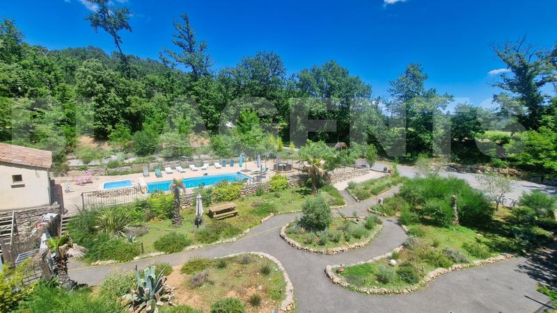 Appartement - 60 m² - 4 pièces