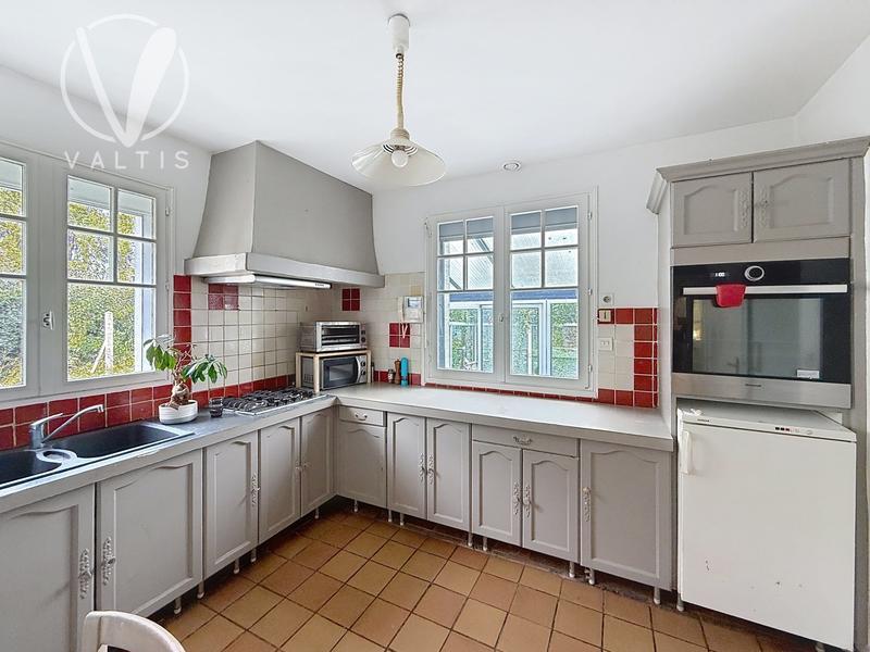 Maison - 193 m² - 7 pièces