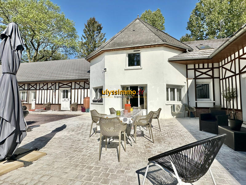 Maison - 518 m² - 15 pièces