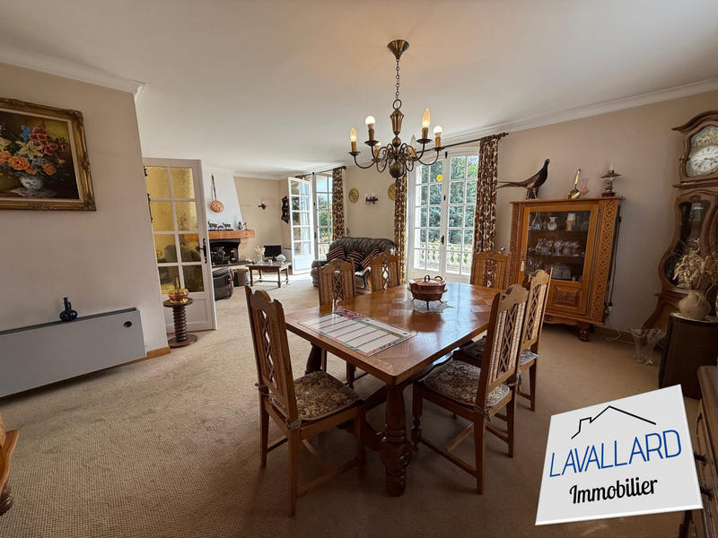 Maison - 115 m² - 6 pièces