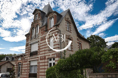 Appartement - 89 m² - 5 pièces