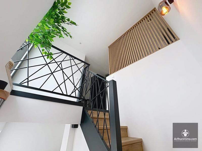 Appartement - 100 m² - 4 pièces