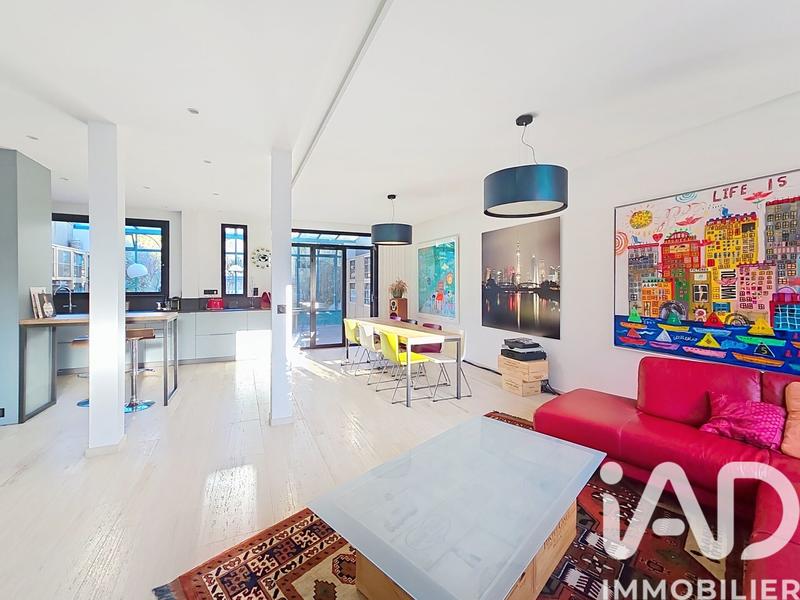 Maison - 180 m² - 7 pièces