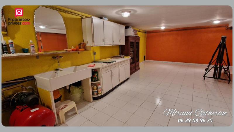 Maison - 260 m² - 12 pièces