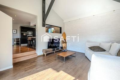 Maison - 158 m² - 5 pièces