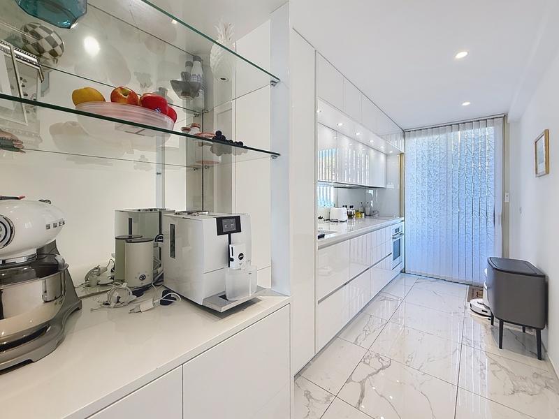 Appartement - 80 m² - 3 pièces