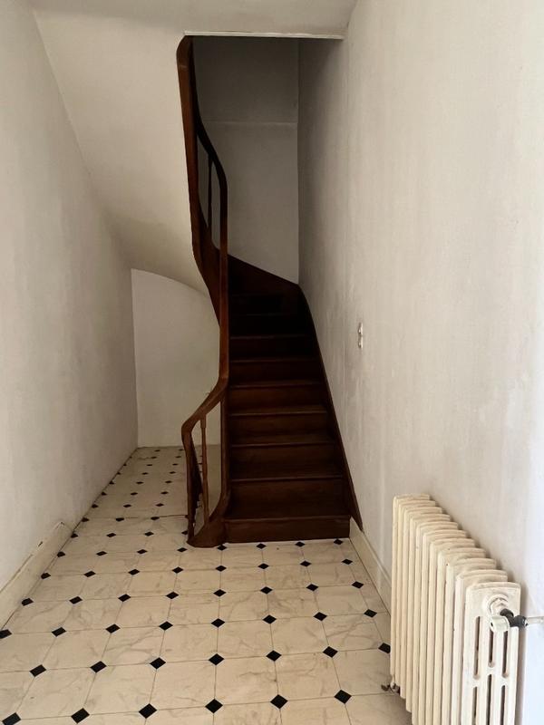 Maison - 200 m² - 10 pièces