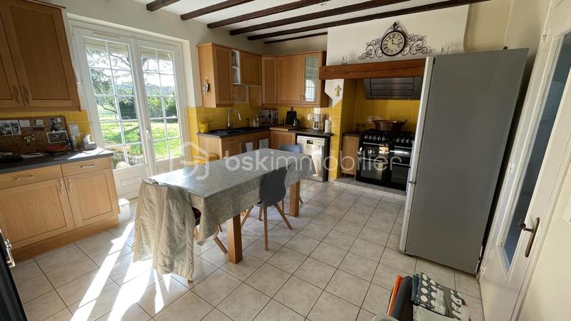 Propriété - 219 m² - 7 pièces