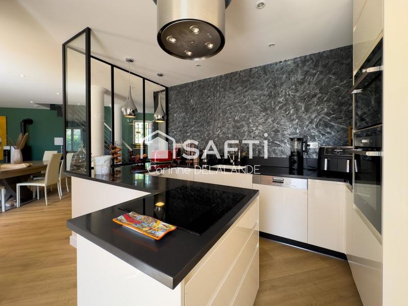 Maison - 160 m² - 6 pièces