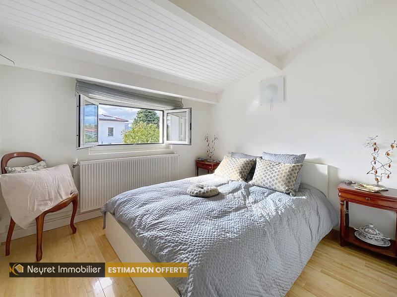 Maison - 175 m² - 7 pièces