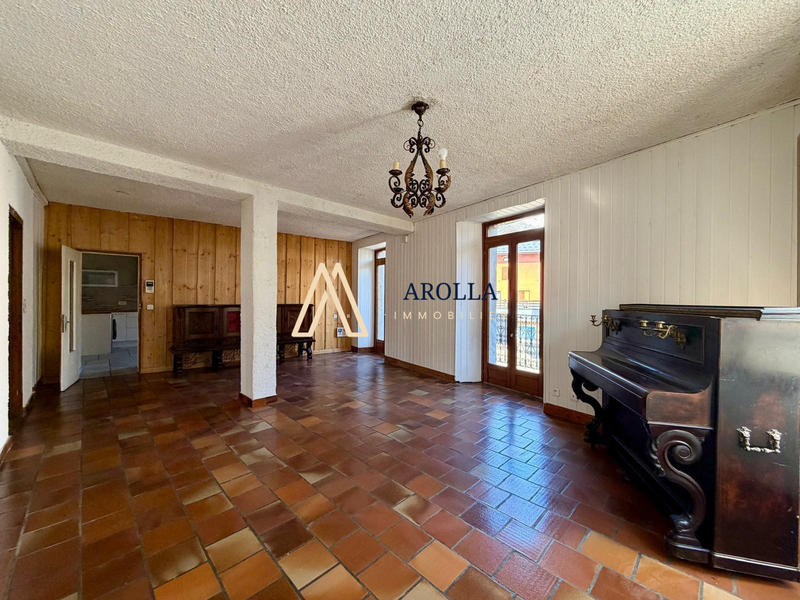 Appartement - 112 m² - 3 pièces