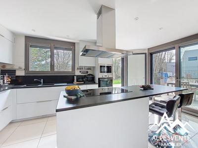 Villa - 105 m² - 4 pièces