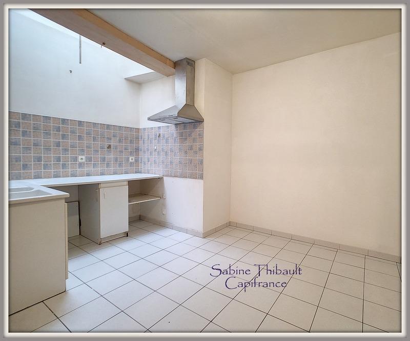 Immeuble - 145 m² - 8 pièces