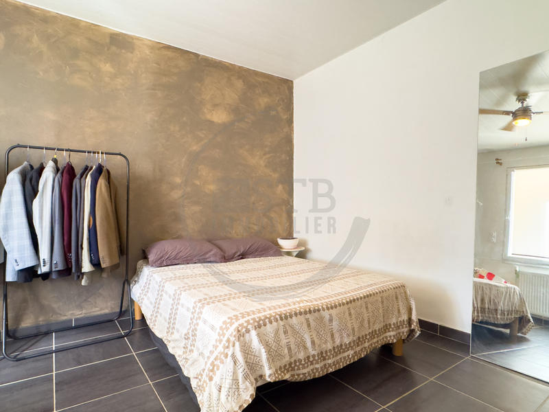 Villa - 137 m² - 7 pièces