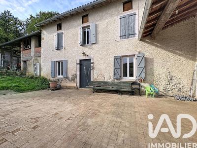 Maison - 161 m² - 5 pièces